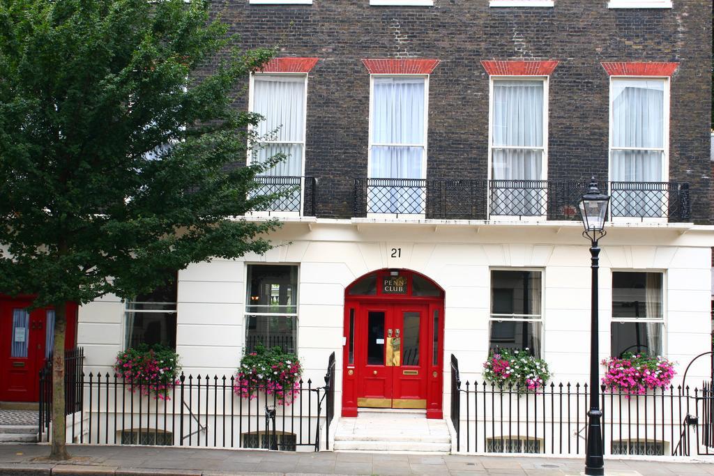 The Penn Club Panzió London Kültér fotó